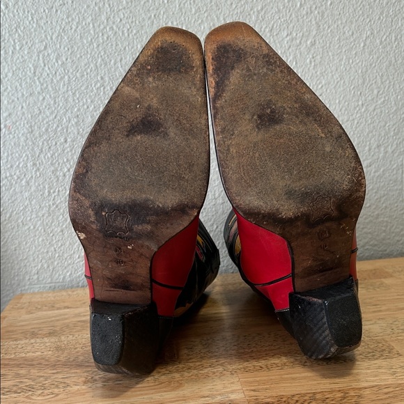 Red and Black Western Bootitude Donald J Pliner women’s medicine boots - Picture 9 of 12
